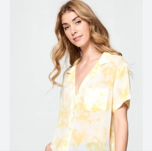 ARITZIA Front tie blouse - Picture 5 of 11